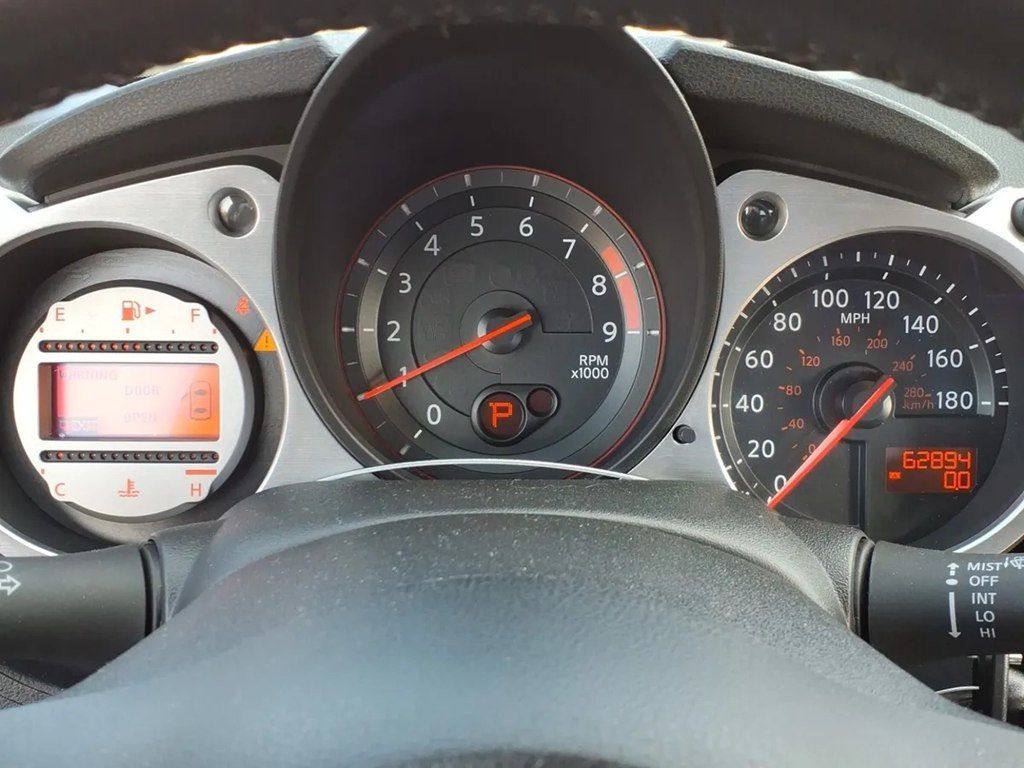 2009 Nissan 370Z 2dr Coupe Automatic Touring - 23092617 - 5