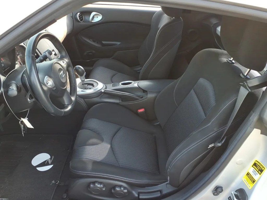 2009 Nissan 370Z 2dr Coupe Automatic Touring - 23092617 - 6