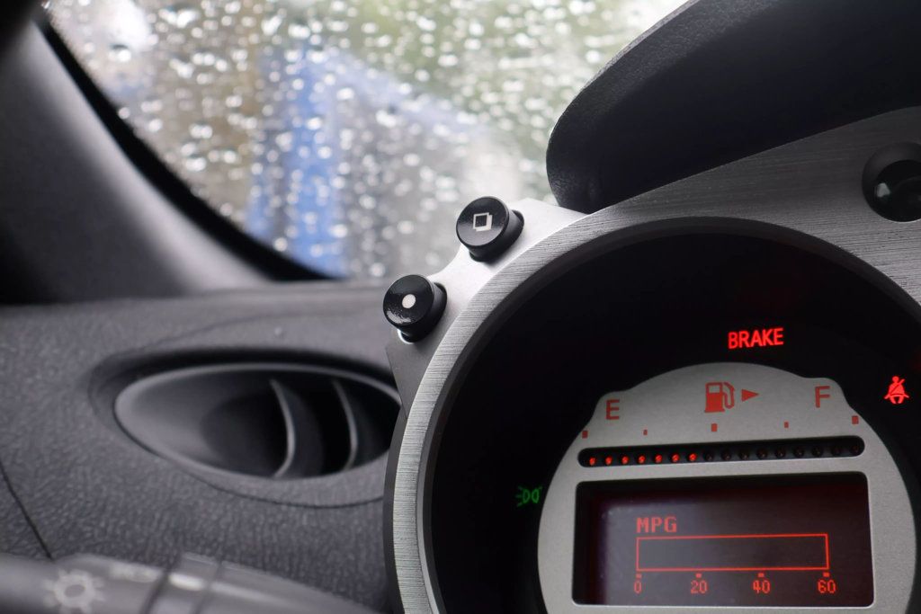 2009 Nissan 370Z Touring photo 22