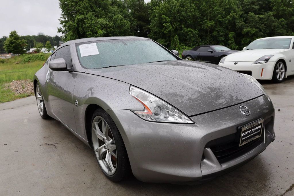 2009 Nissan 370Z Touring photo 7