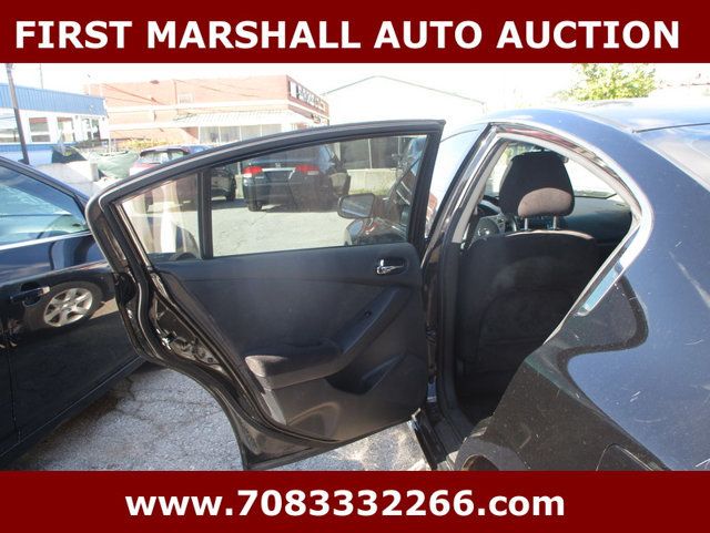 2009 Nissan Altima 4dr Sedan I4 CVT 2.5 - 22939237 - 3