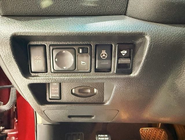2009 Nissan Maxima SV photo 13