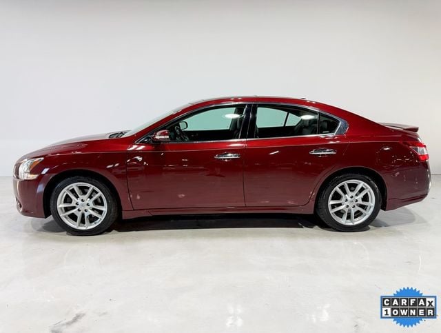 2009 Nissan Maxima SV photo 4