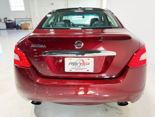 2009 Nissan Maxima SV photo 6