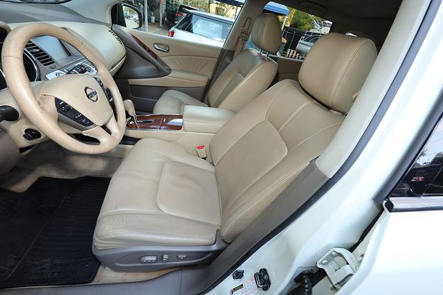 2009 NISSAN MURANO AWD 4dr LE - 22980583 - 9