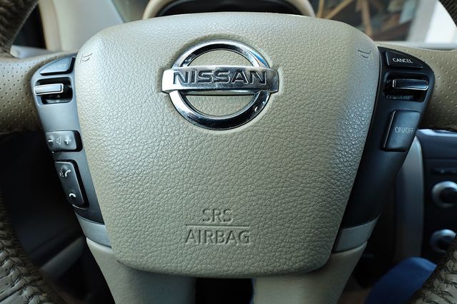 2009 NISSAN MURANO AWD 4dr LE - 22980583 - 30