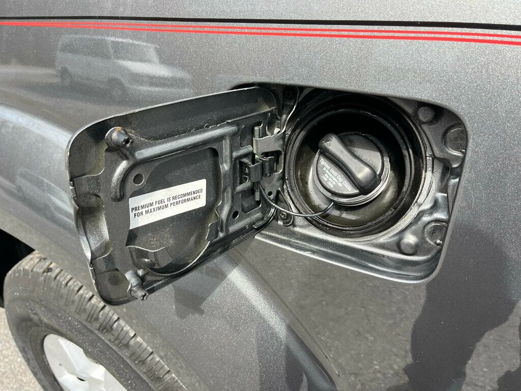 2009 Nissan Pathfinder S - 23001270 - 14