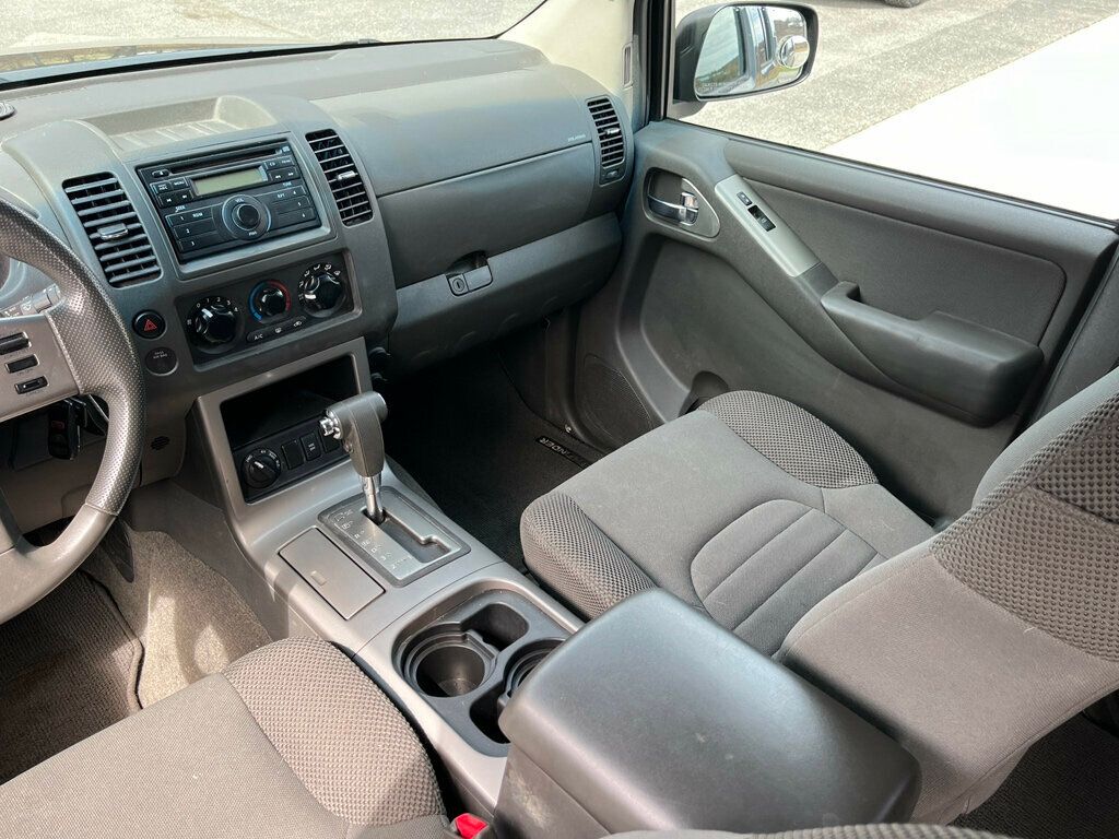 2009 Nissan Pathfinder S - 23001270 - 24