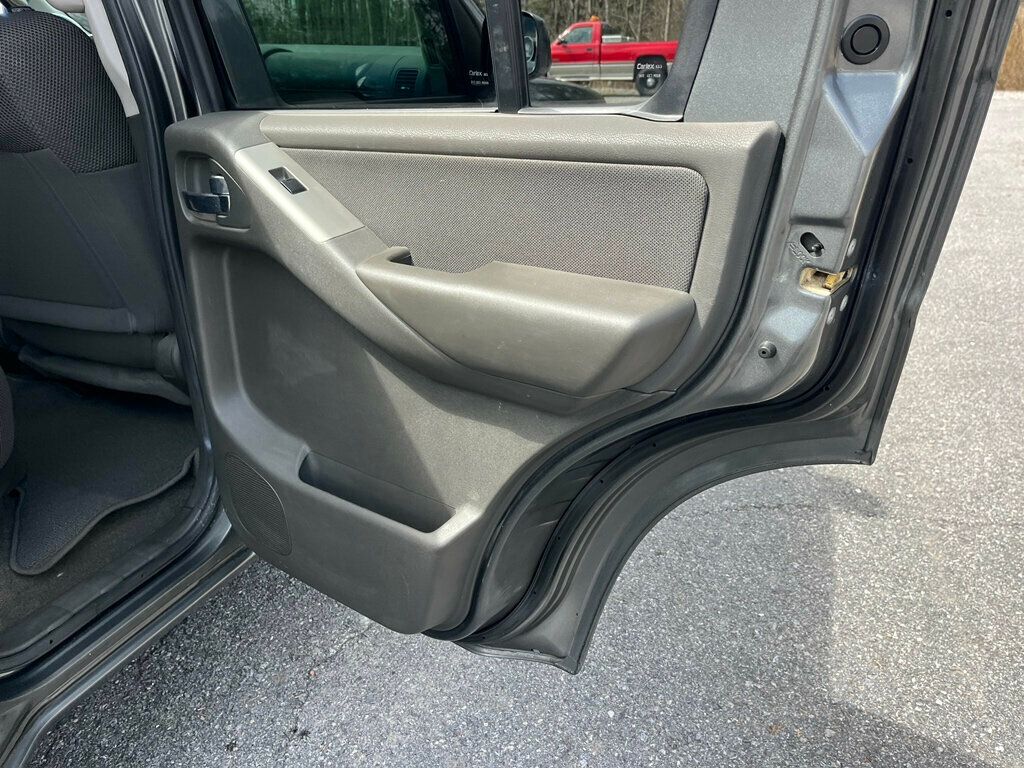 2009 Nissan Pathfinder S - 23001270 - 29