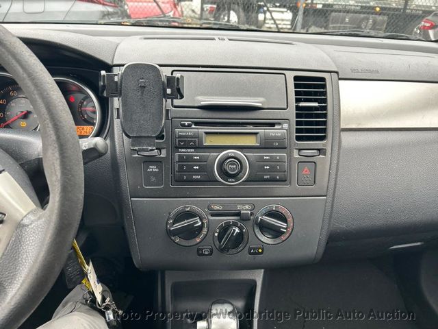 2009 Nissan Versa 5dr Hatchback I4 Automatic 1.8 S - 22948071 - 9