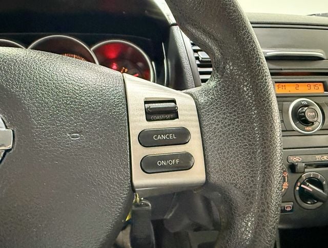 2009 Nissan Versa 5dr Hatchback I4 Automatic 1.8 S - 22944486 - 10