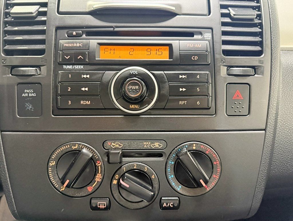 2009 Nissan Versa 5dr Hatchback I4 Automatic 1.8 S - 22944486 - 14