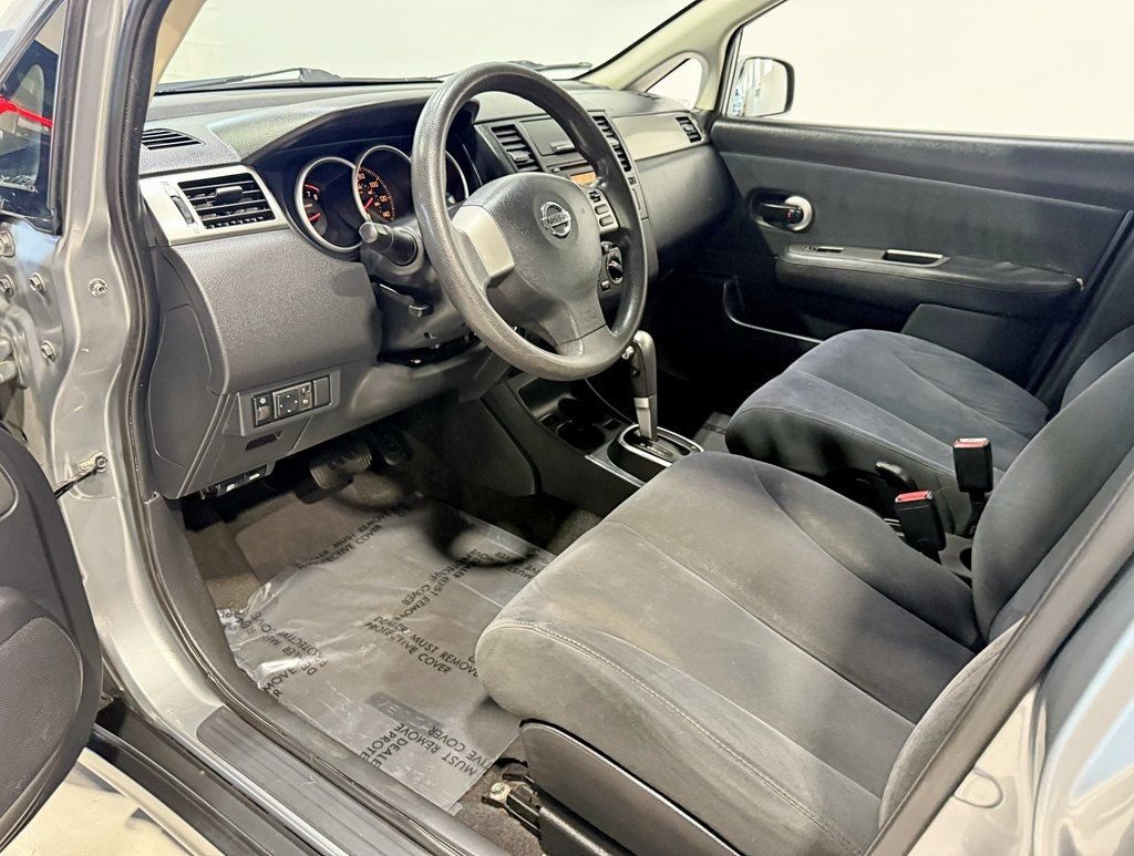 2009 Nissan Versa 5dr Hatchback I4 Automatic 1.8 S - 22944486 - 19