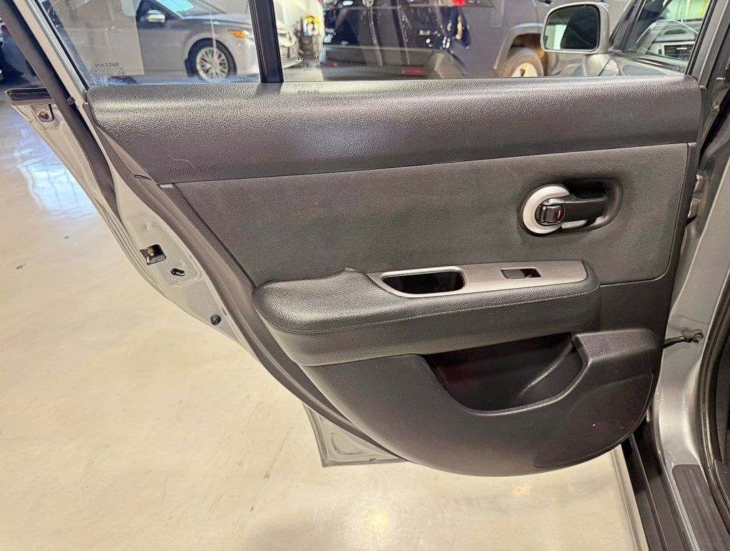 2009 Nissan Versa 5dr Hatchback I4 Automatic 1.8 S - 22944486 - 25