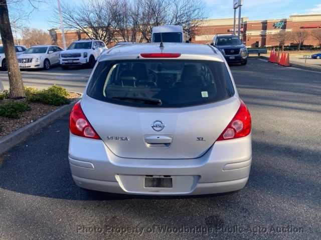 2009 Nissan Versa 5dr Hatchback I4 CVT 1.8 SL FE+ - 22963688 - 3