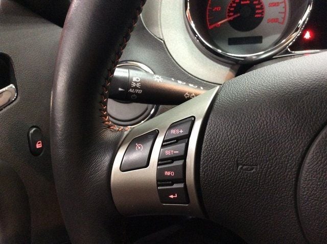 2009 Pontiac Solstice Convertible photo 15
