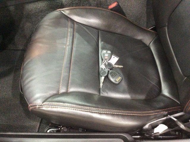 2009 Pontiac Solstice 2dr Convertible Street Edition - 22942389 - 10