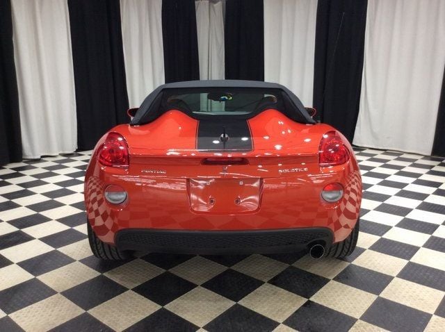 2009 Pontiac Solstice 2dr Convertible Street Edition - 22942389 - 4