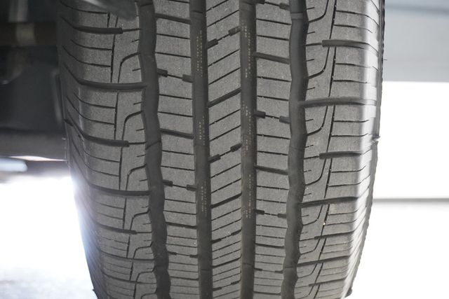 2009 Pontiac Torrent AWD 4dr - 23002598 - 25