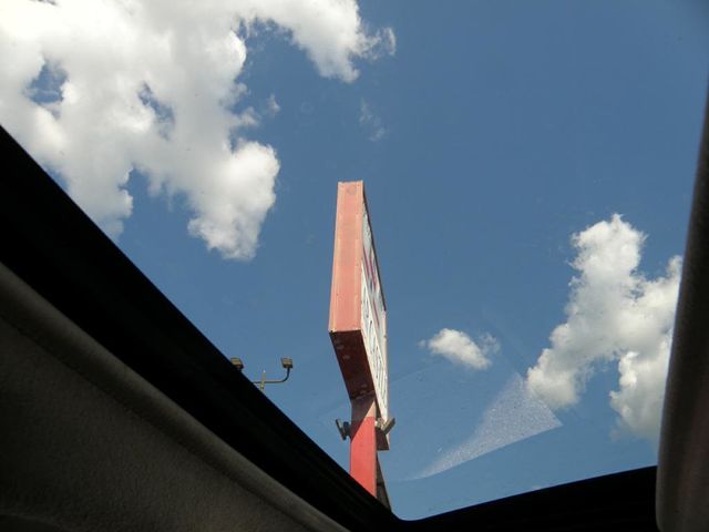 2009 Pontiac Vibe 4dr Hatchback GT FWD - 22916423 - 11