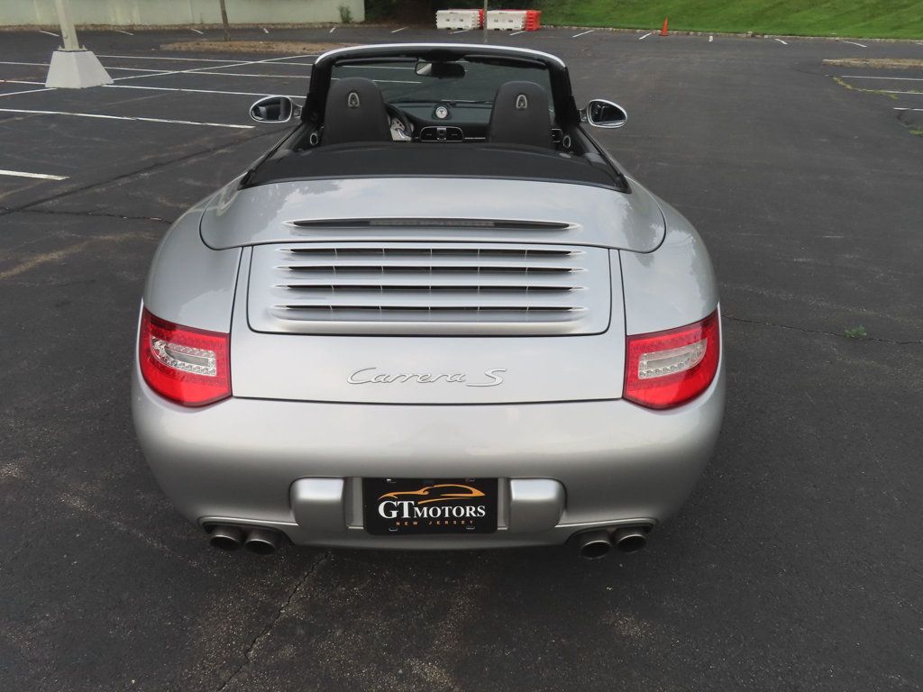 2009 Porsche 911 S photo 11