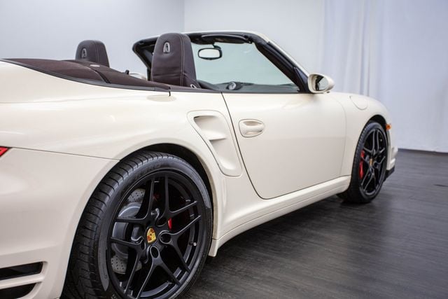 2009 Porsche 911 2dr Cabriolet Turbo - 22636193 - 28