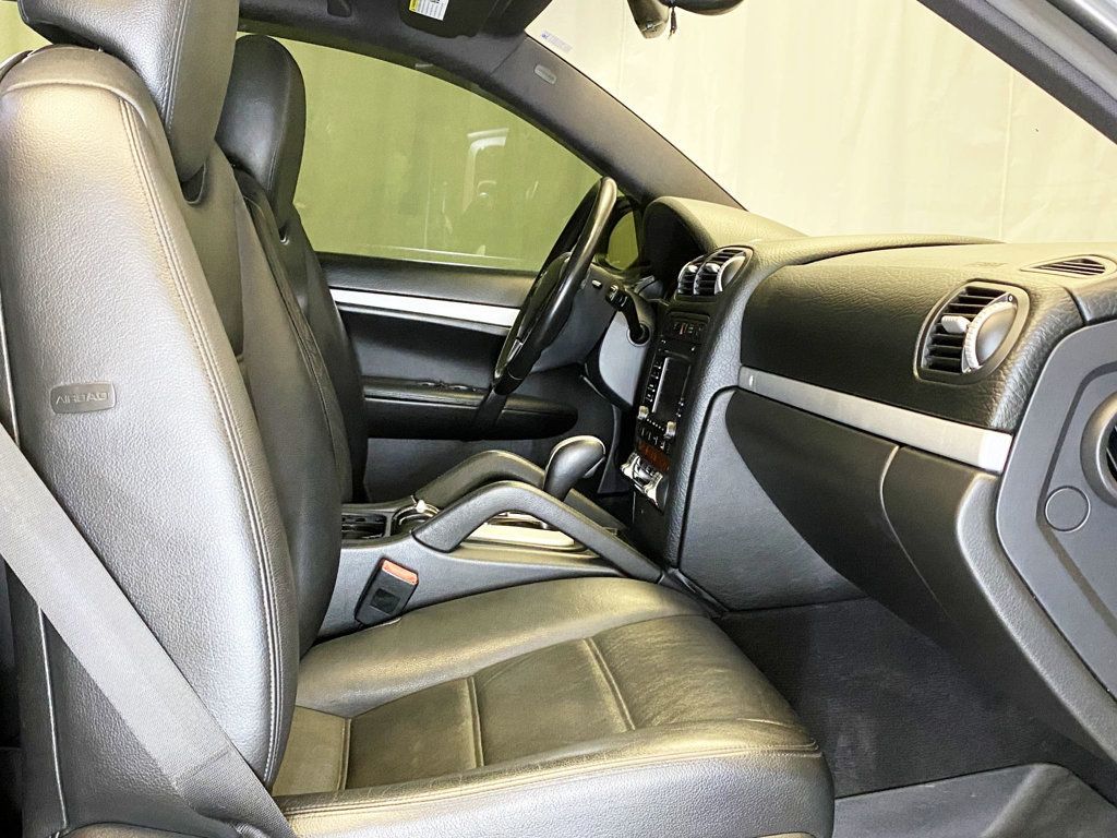 2009 Porsche Cayenne AWD 4dr Tiptronic - 22321972 - 49