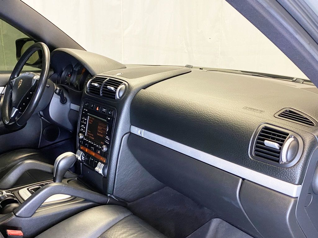 2009 Porsche Cayenne AWD 4dr Tiptronic - 22321972 - 51