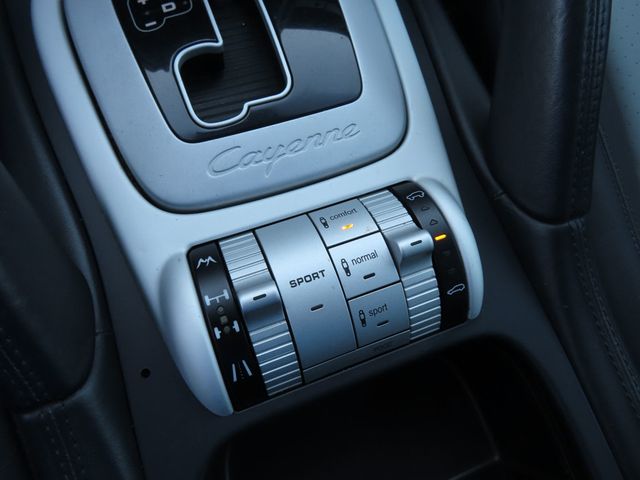 2009 Porsche Cayenne AWD 4dr Turbo S - 22994770 - 39