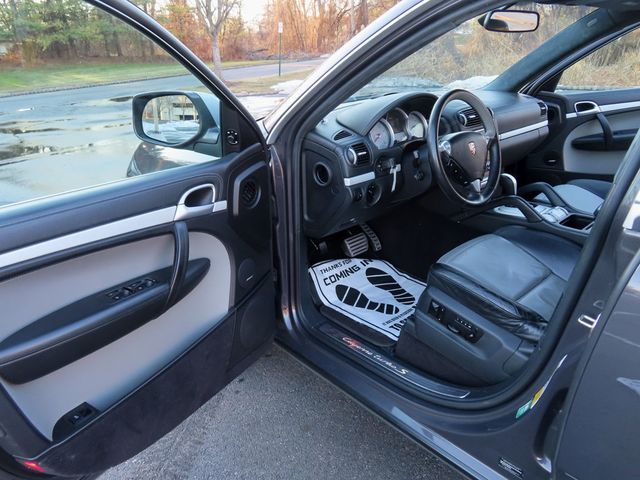 2009 Porsche Cayenne AWD 4dr Turbo S - 22994770 - 5