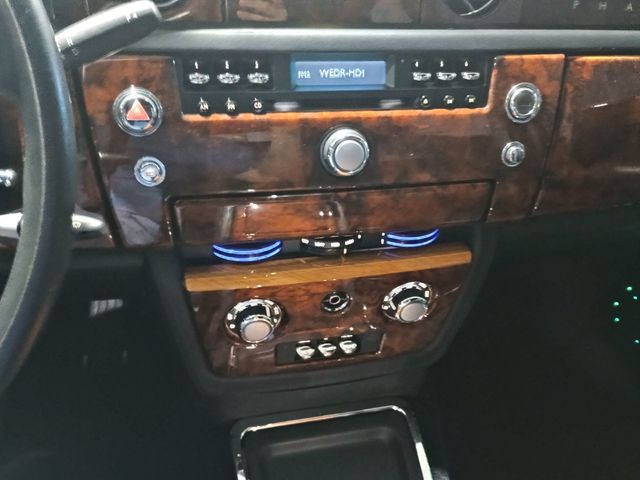2009 Rolls-Royce Phantom 4dr Sedan Clean Carfax - 23040881 - 29