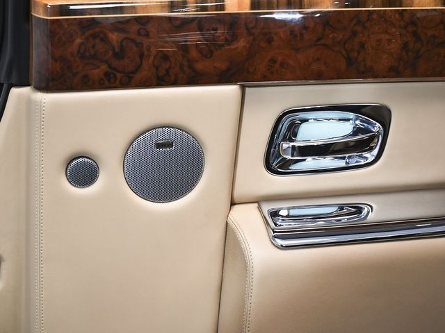 2009 Rolls-Royce Phantom Base - 22889545 - 16
