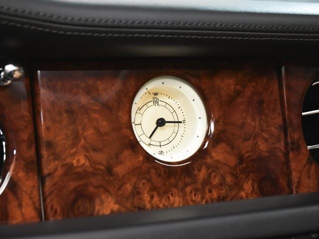 2009 Rolls-Royce Phantom Base - 22889545 - 27