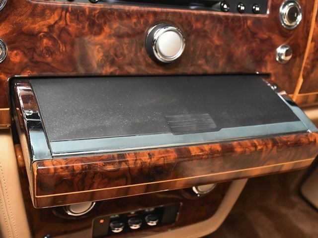 2009 Rolls-Royce Phantom Base - 22889545 - 35