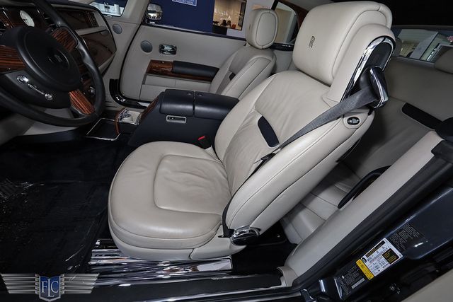 2009 Rolls-Royce Phantom Coupe 2dr Coupe - 23064271 - 17