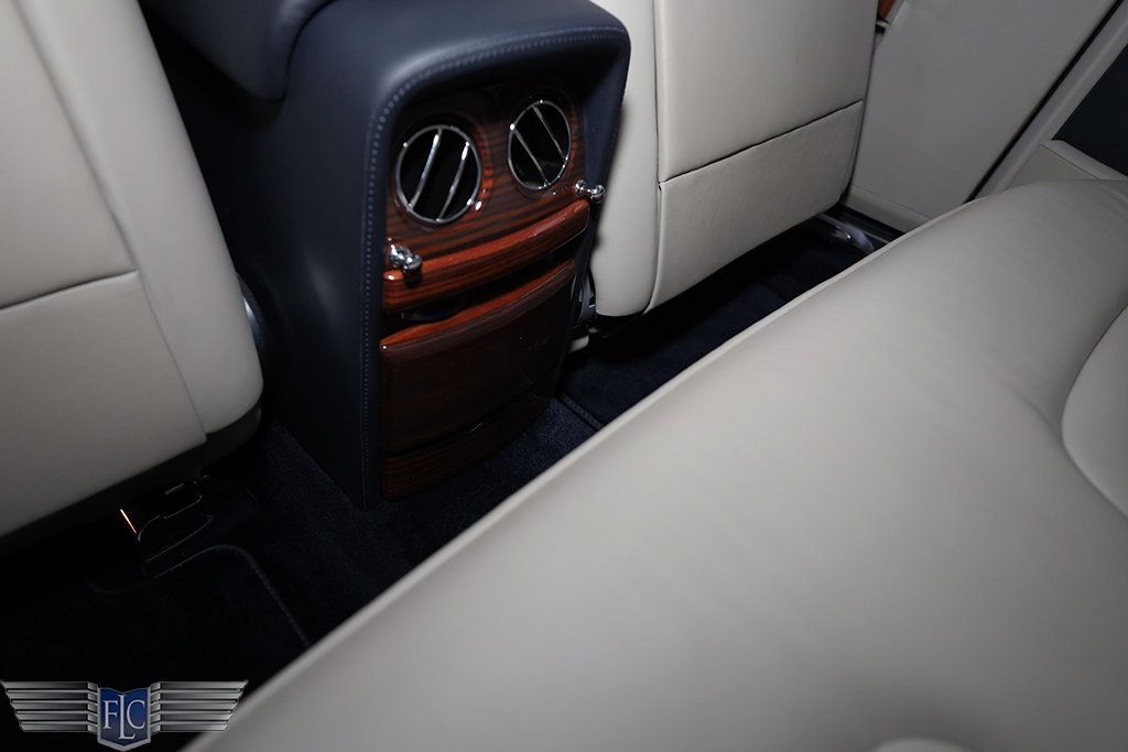 2009 Rolls-Royce Phantom Coupe 2dr Coupe - 23064271 - 22