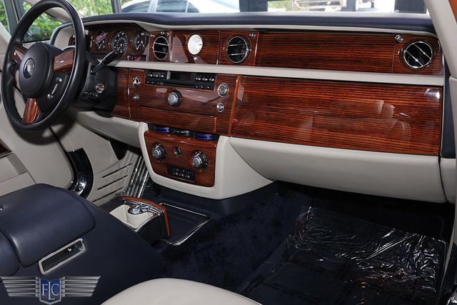 2009 Rolls-Royce Phantom Coupe 2dr Coupe - 23064271 - 25