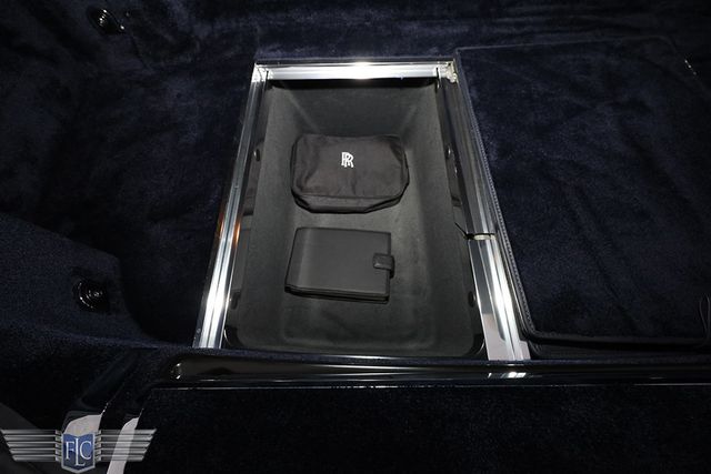 2009 Rolls-Royce Phantom Coupe 2dr Coupe - 23064271 - 39