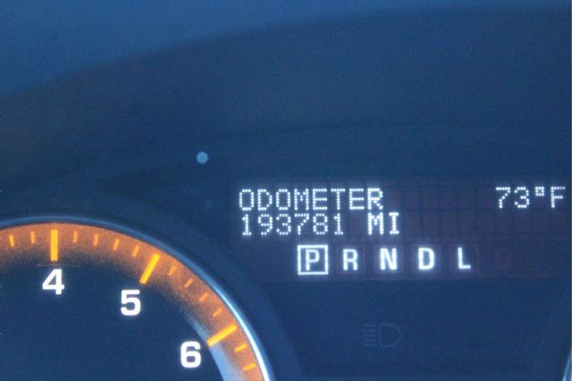 2009 Saturn Outlook FWD 4dr XE - 23017454 - 8