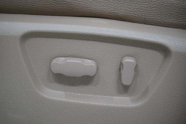 2009 Saturn Vue FWD 4dr I4 XE - 23003552 - 14