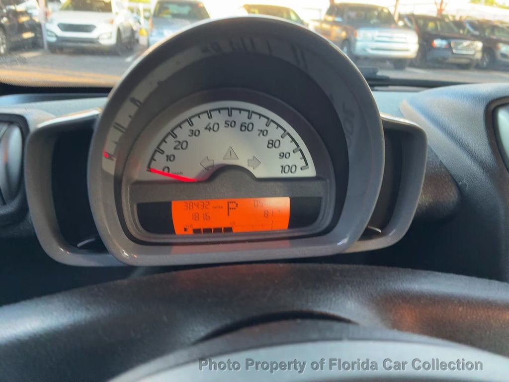 2009 smart Fortwo Coupe Pure - 22916623 - 13