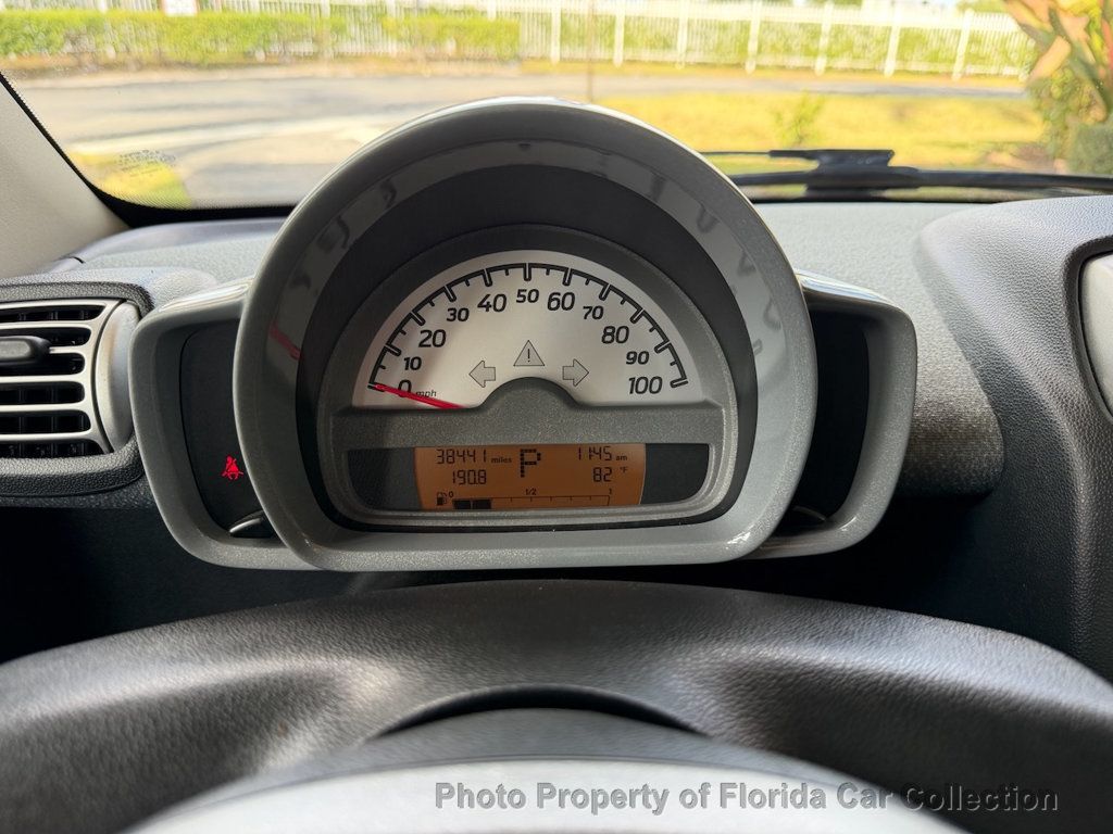 2009 smart Fortwo Pure Coupe - 22916623 - 44