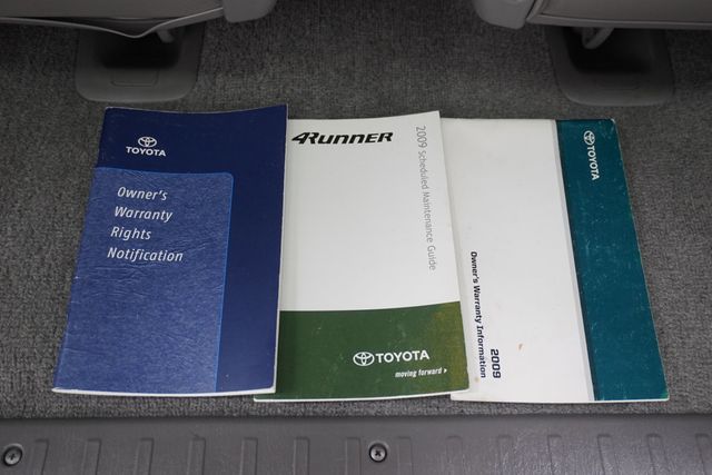 2009 Toyota 4Runner RWD 4dr V6 SR5 - 22975048 - 17