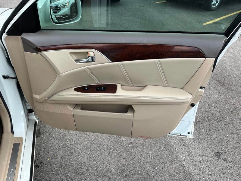 2009 Toyota Avalon 4dr Sedan Limited - 22912349 - 23