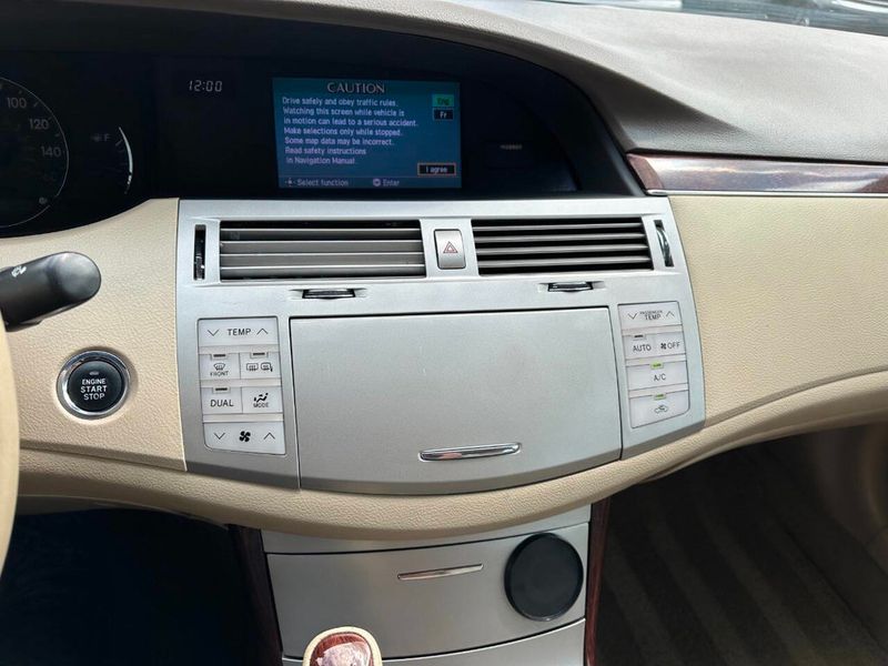 2009 Toyota Avalon 4dr Sedan Limited - 22912349 - 36