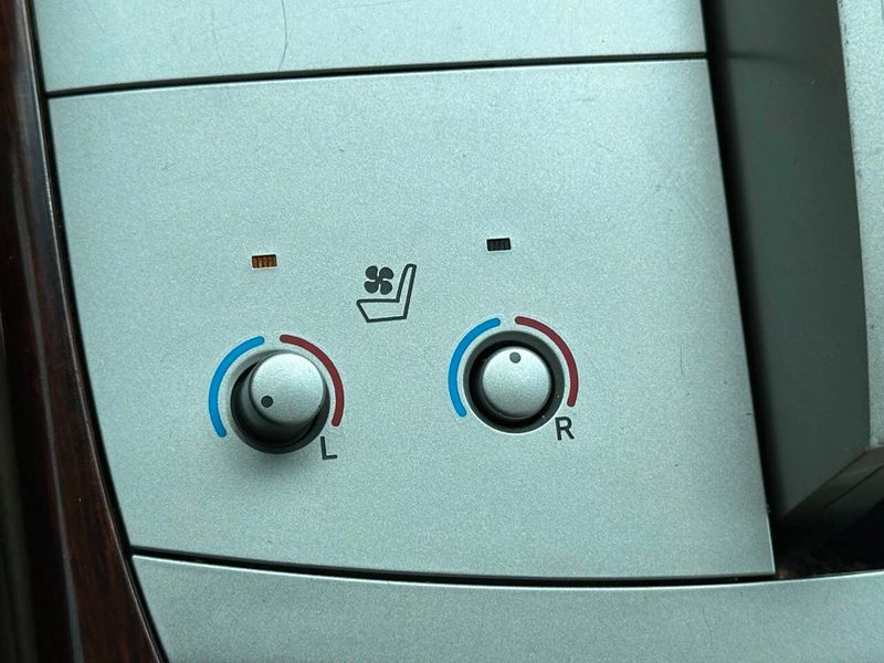 2009 Toyota Avalon 4dr Sedan Limited - 22912349 - 47