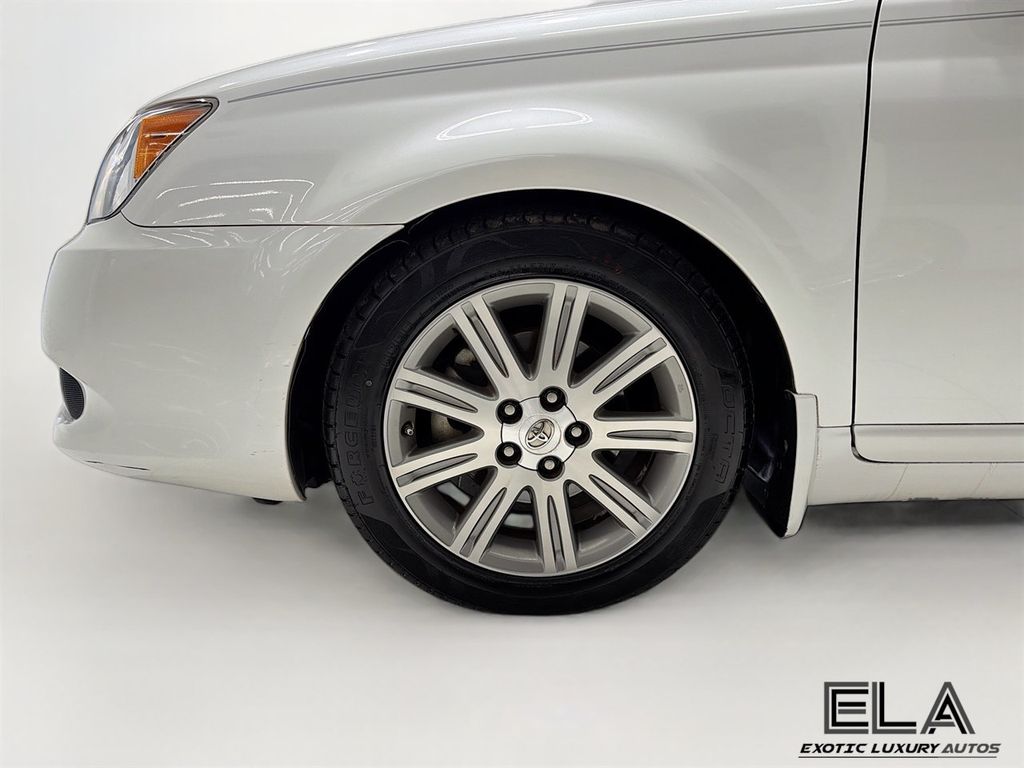 2009 Toyota Avalon 4dr Sedan Limited - 22991665 - 32