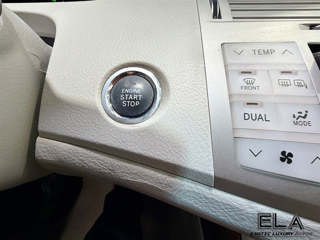2009 Toyota Avalon 4dr Sedan Limited - 22991665 - 35