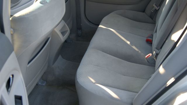 2009 Toyota Camry 3 MONTH WARRANTY , JUST SERVICED , VERY CLEAN INSIDE AND OUT  - 23059837 - 12