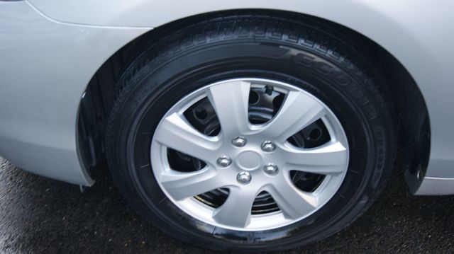 2009 Toyota Camry 3 MONTH WARRANTY , JUST SERVICED , VERY CLEAN INSIDE AND OUT  - 23059837 - 42